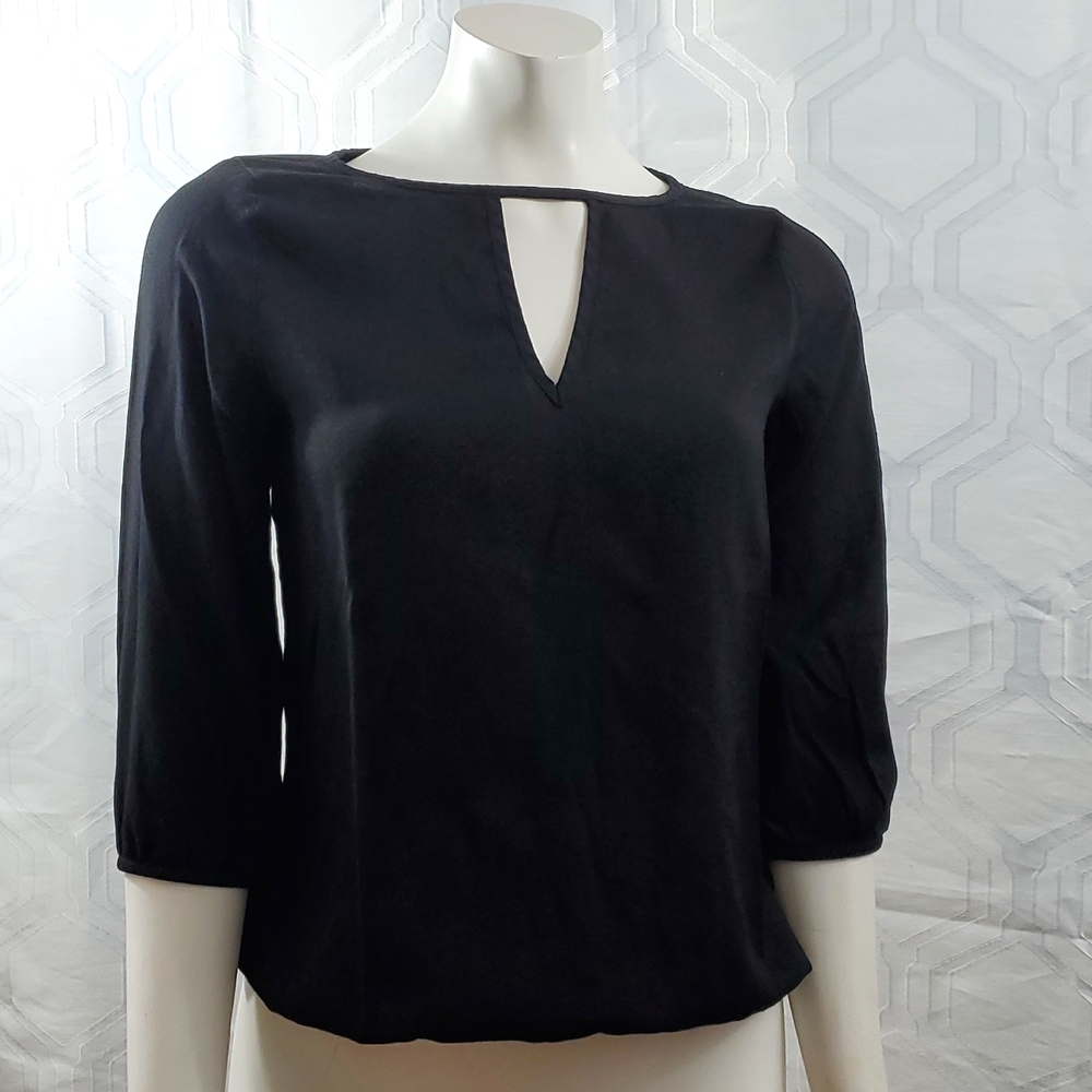 Zara Basics Black Keyhole shirt size XS